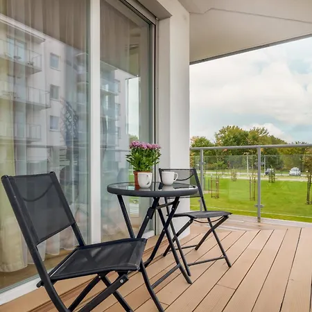 Beautiful With Balcony And Parking By Renters Kolobrzeg